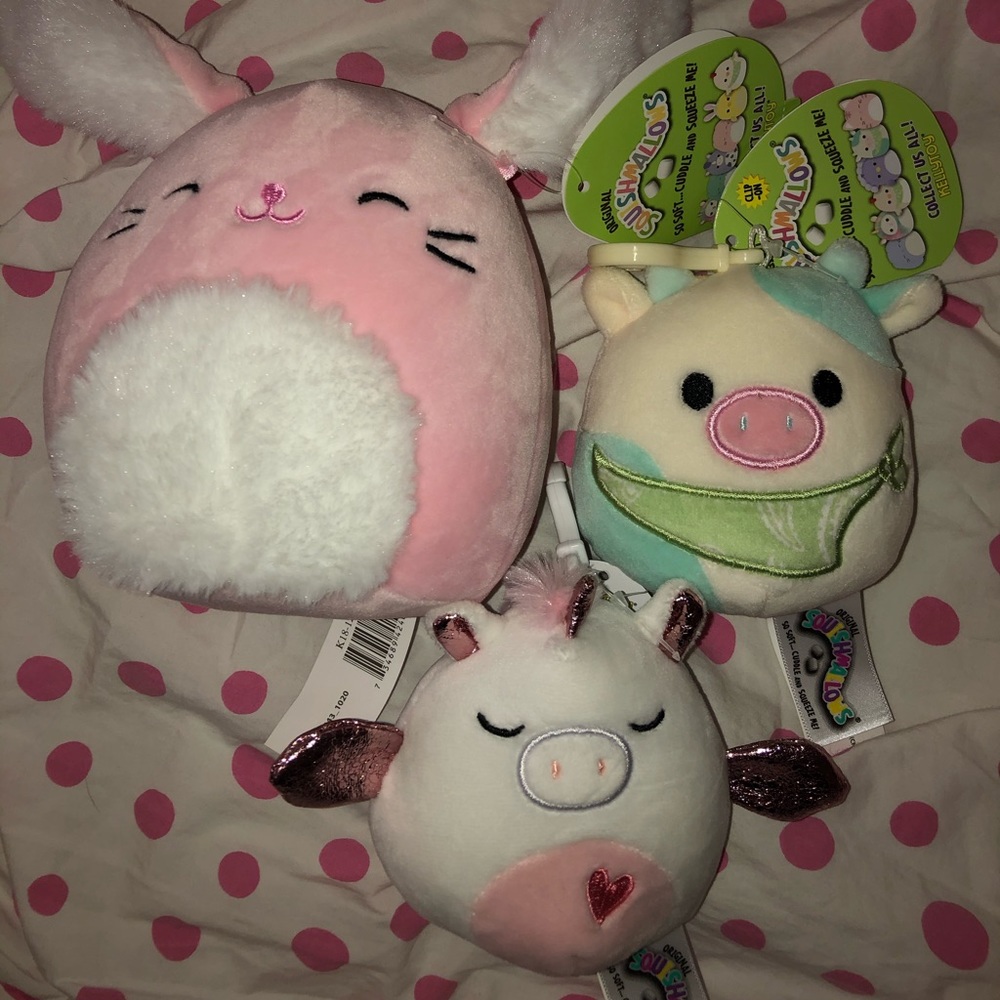 3 squishmallows
